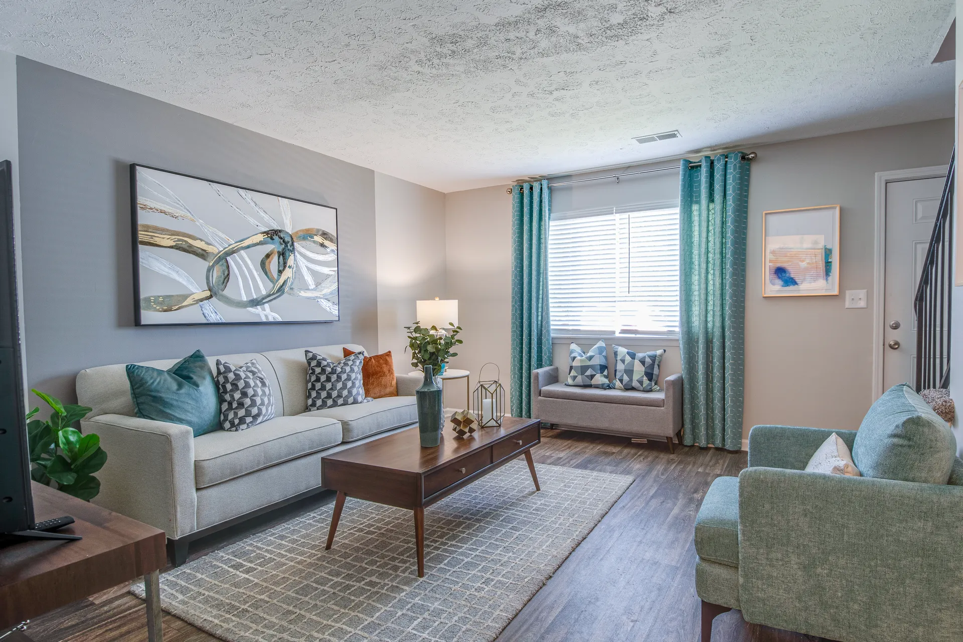 The Stratton Community